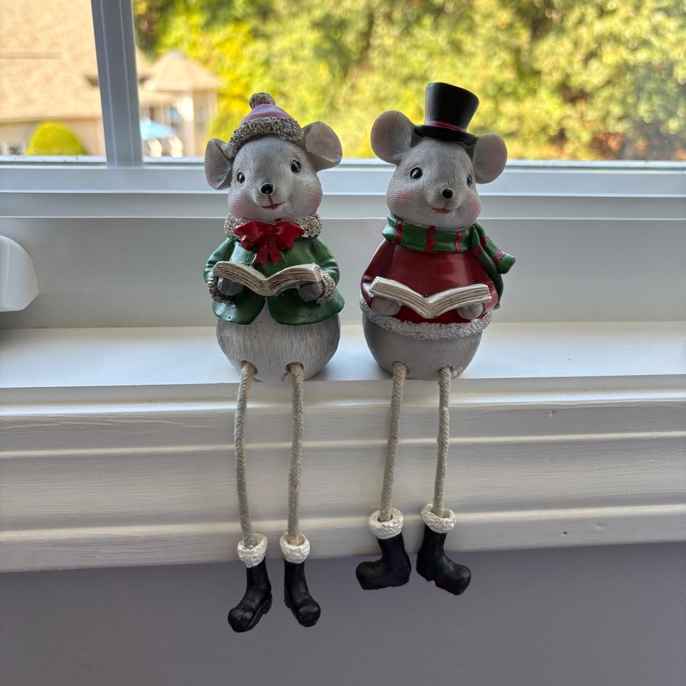Christmas Caroling Mice Shelf Sitters Resin Holiday Figurines Set of 2 Mouse